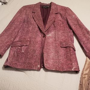 Linda Allard Ellen Tracy Leather jacket